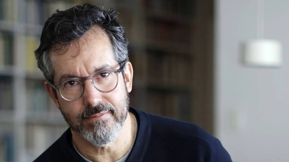 A Matriz e o Tempo: Uma Análise do Romance 'Xilocosmos' de Bernardo Carvalho
